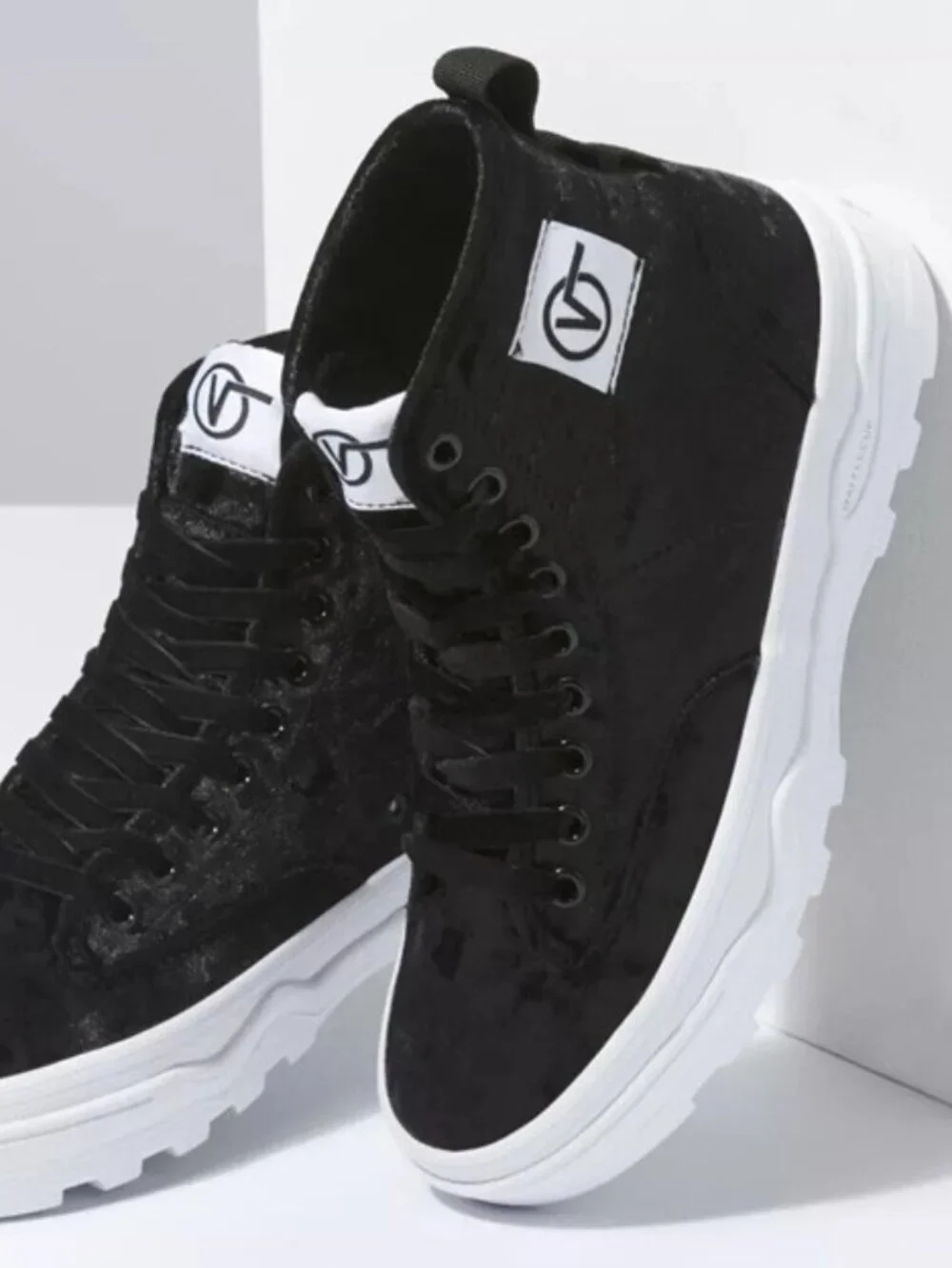 Vans new sentry